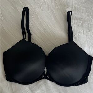 Victorias Secret Very Sexy Push Up Bra 34DDD